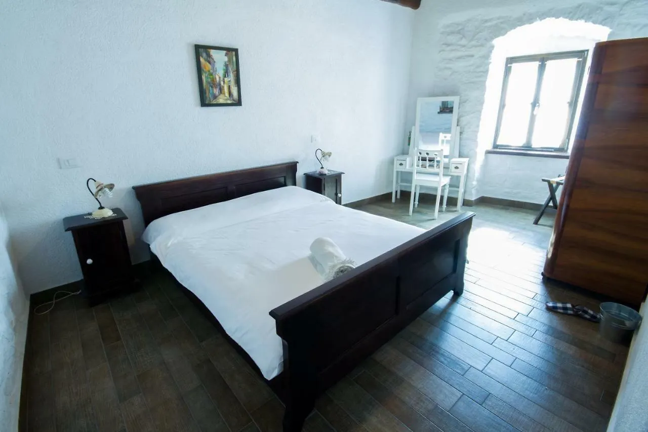 Holiday Homes Poli Svetega Antona Gračišće
